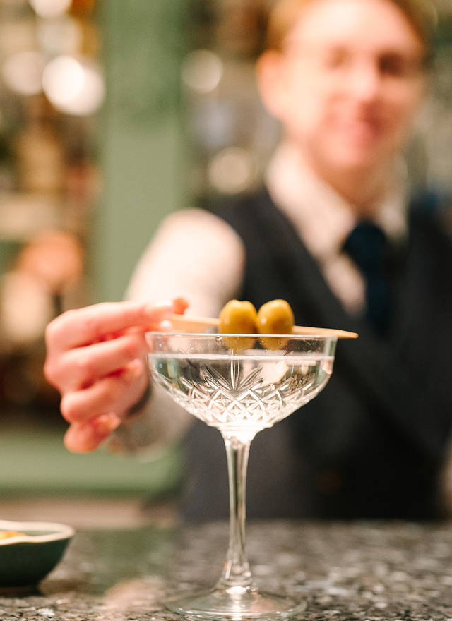Hillfield bar - dry martini perfection