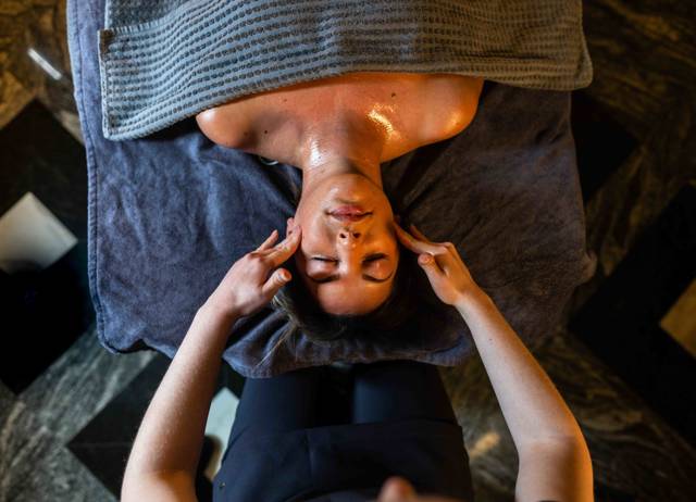 Blue Diamond Facial