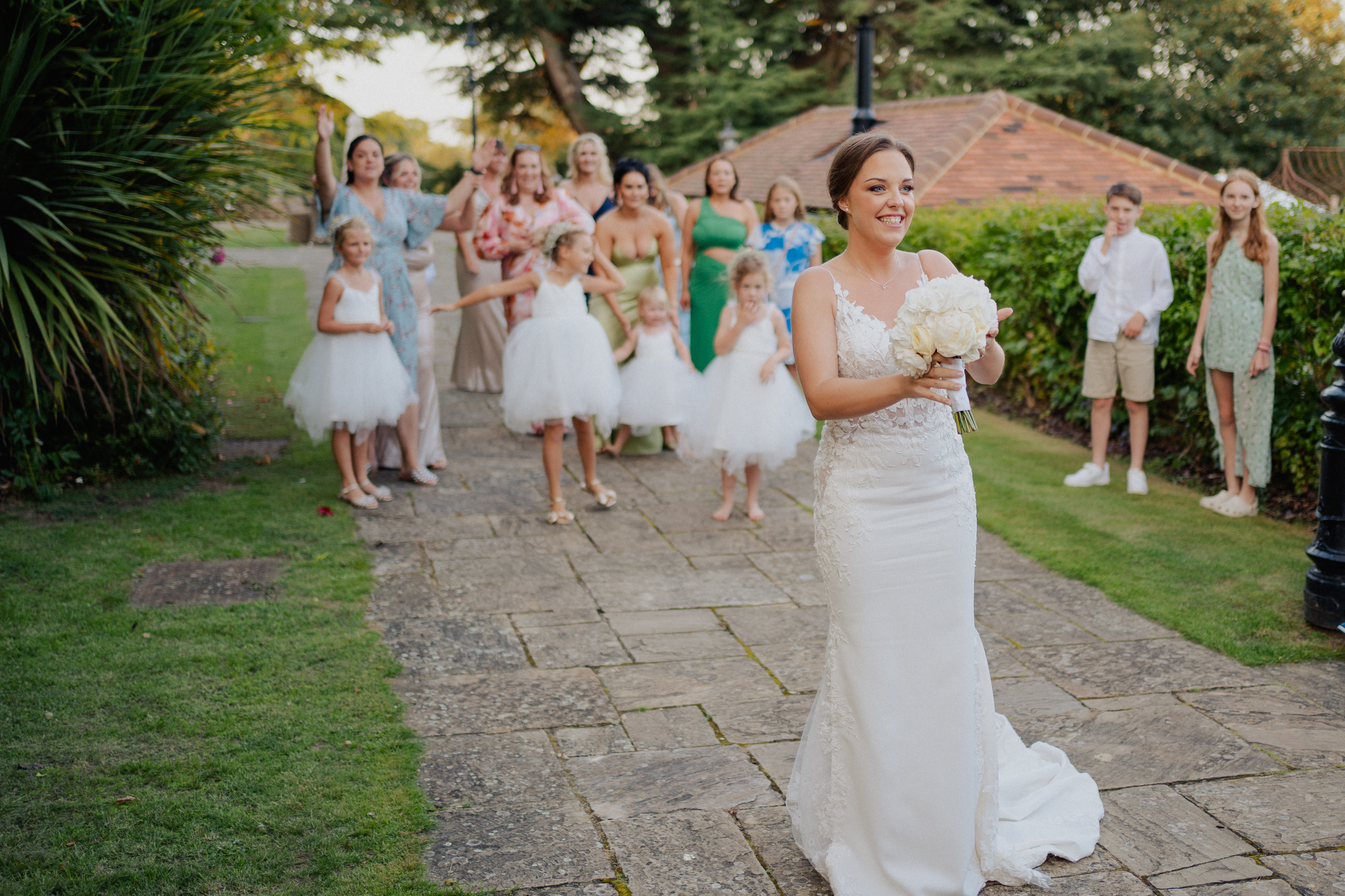throwing the bouquet